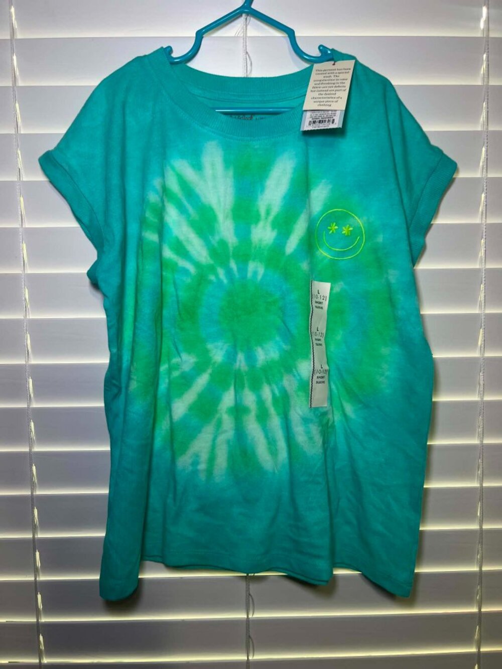 Brand New Cat & Jack Tie Dye Shirt, Large 10/12.